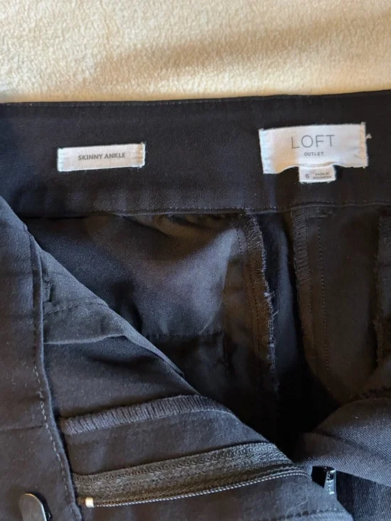 LOFT Black Slim Ponte Ankle Pants - Picture 4 of 7